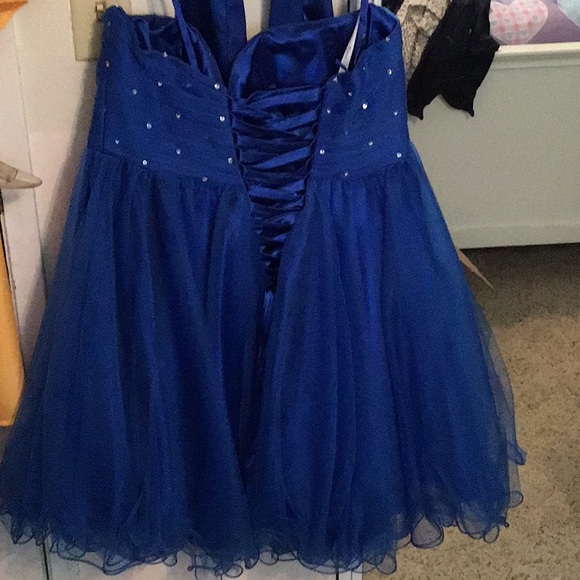 Prom Dress - Picture 2 of 3